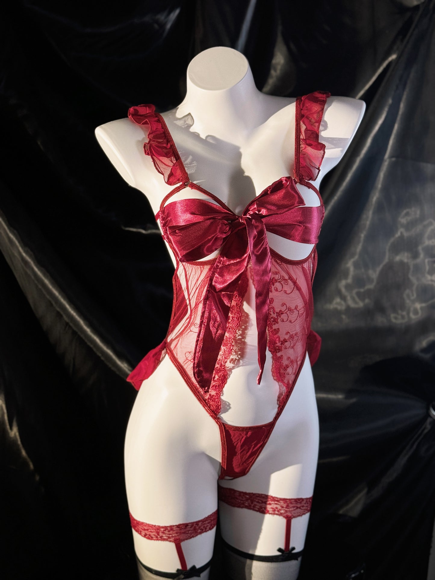 Petal of Rose Stain Bow Lace Cutout Crotchless Teddy Lingerie