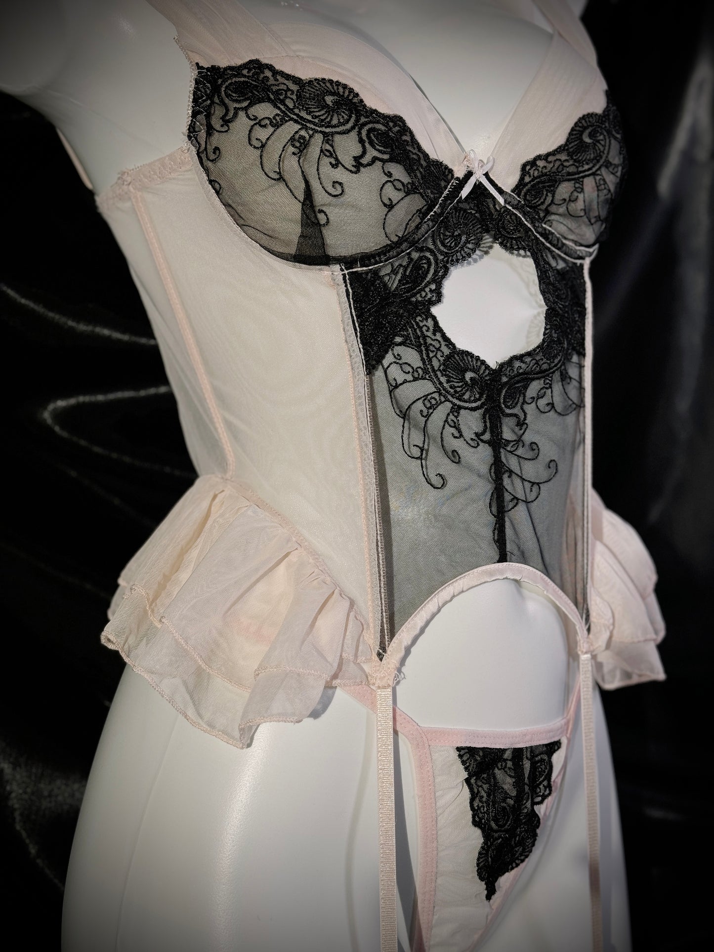 Royal Ball Lace Ruffled Mesh Corset Bustier Lingerie Set